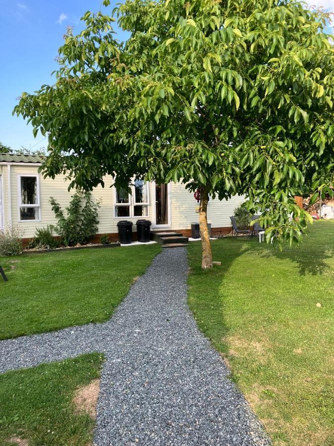 Petite Maison Dans La Nature Preveranges Exterior photo